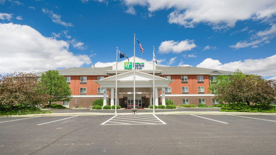 Exterior & Views 5, Holiday Inn Express & Suites PORTLAND, Jay
