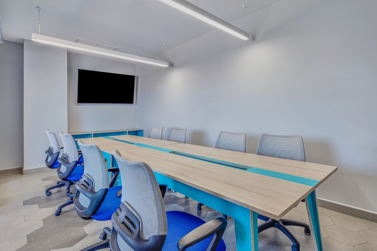 Business Facilities, One Morelia Acueducto, Morelia