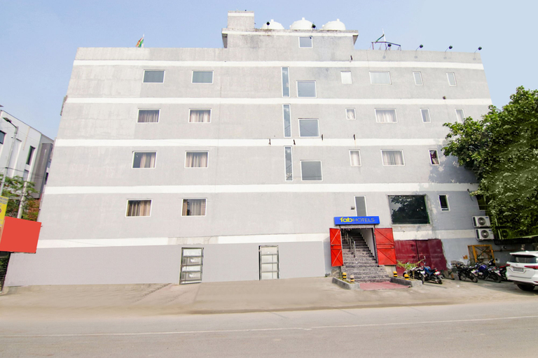 Exterior & Views 2, Fabhotel Ssensse, Delhi