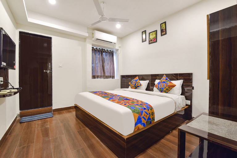 Bedroom 1, Fabhotel Shri Krishna, Vadodara