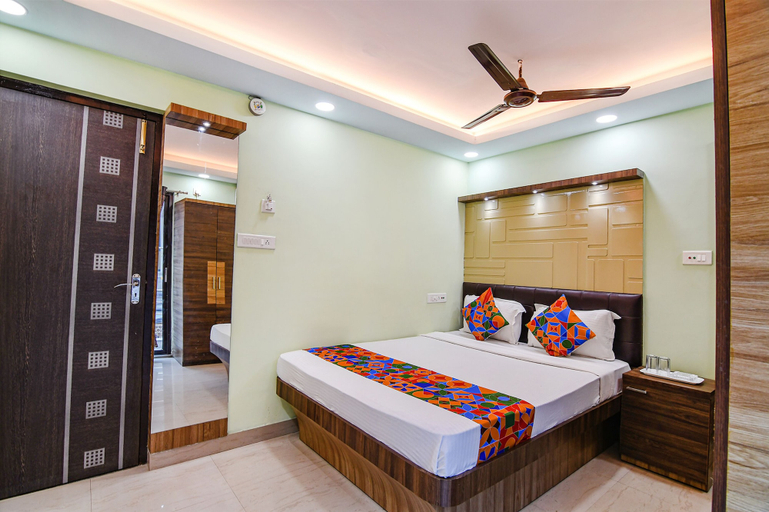 Bedroom 2, Fabexpress Laxmi Inn, North 24 Parganas