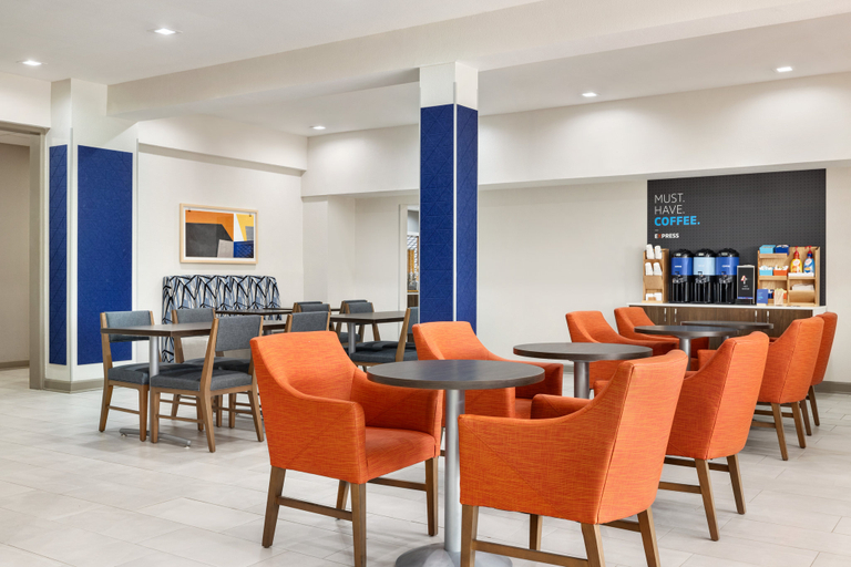 Food & Drinks 5, Holiday Inn Express & Suites OPELOUSAS, Saint Landry