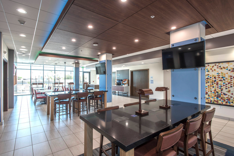 Food & Drinks 5, Holiday Inn Express & Suites PHOENIX NORTH - HAPPY VALLEY, Maricopa