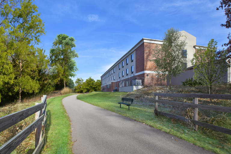 Exterior & Views 5, Holiday Inn Express & Suites NILES, Berrien
