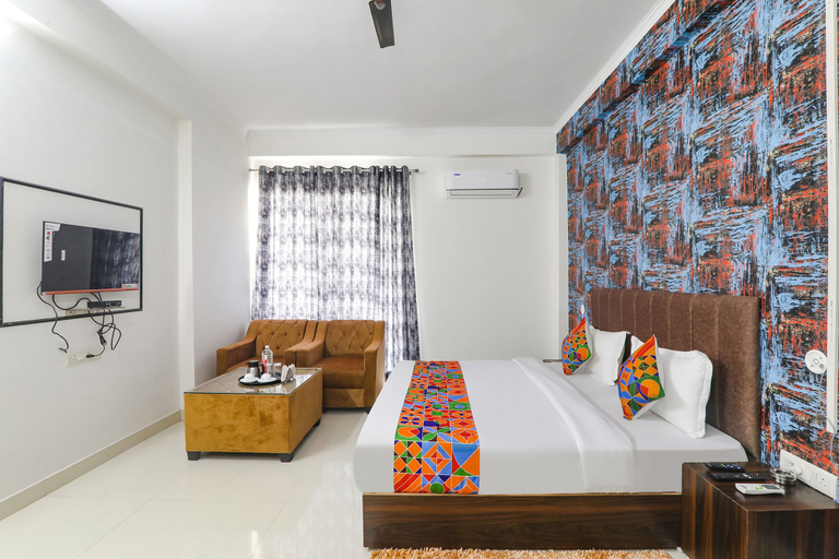 Bedroom 2, Fabhotel The Villa I, Kaushambi