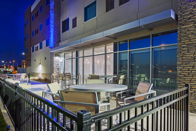 Others 3, Holiday Inn Express & Suites LENEXA - OVERLAND PARK AREA, Kansas City