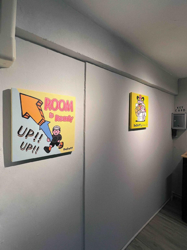 3, BTS in 10 sec walking@Brand New Hostel Dada97-301, Phra Khanong