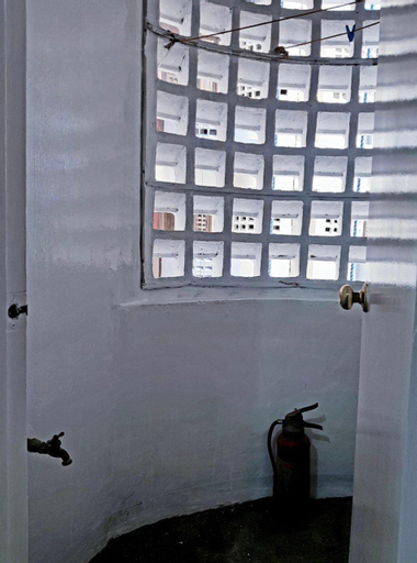 Executive studio by Greenbelt + Netflix & WiFi, Makati City