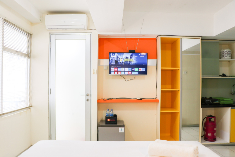 Others 2, Comfy Studio Apartment at Jarrdin Cihampelas By Travelio, Bandung