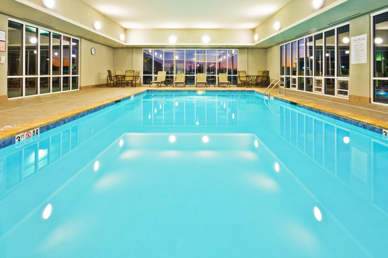 Sport & Beauty 2, Holiday Inn Express & Suites OOLTEWAH SPRINGS-CHATTANOOGA, Hamilton