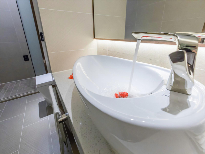 Bathroom 4, ラベンダーホテル(), Jinzhou