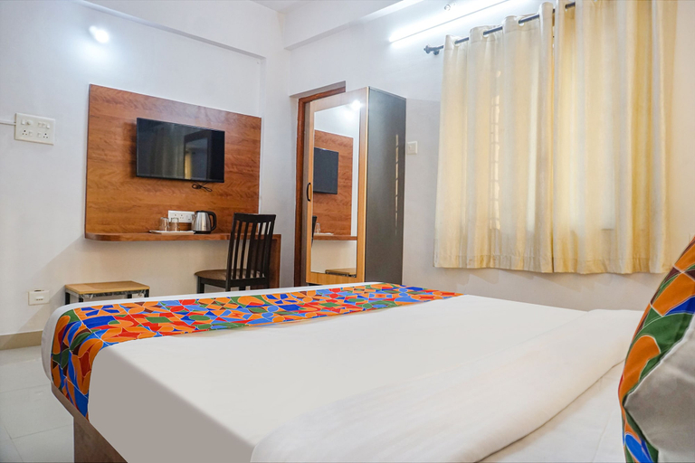 Bedroom 2, Fabhotel Lake View, Pune