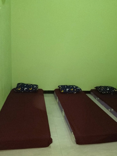 Bedroom, Kenzi House, Kediri