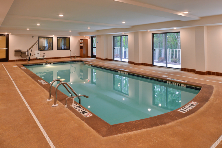Sport & Beauty 3, Holiday Inn Express & Suites WEST OCEAN CITY, Worcester
