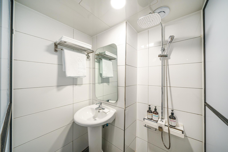Bathroom 3, Number25hotel Dongam Station, Bupyeong