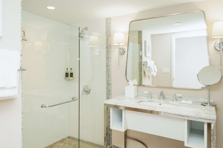 Bathroom 4, Hanover Inn Dartmouth, Grafton