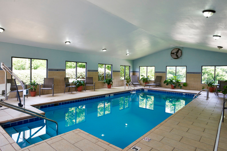 Sport & Beauty 2, Holiday Inn Express & Suites BIRMINGHAM SOUTH - PELHAM by IHG, Shelby