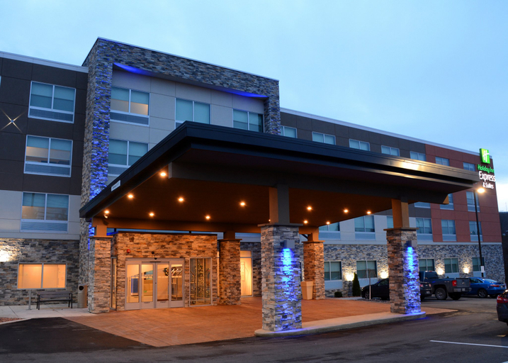 Exterior & Views 2, Holiday Inn Express & Suites PITTSBURGH - MONROEVILLE, Allegheny