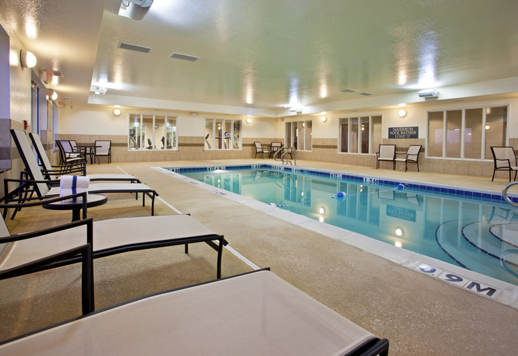 Sport & Beauty 2, Holiday Inn Express & Suites PORTLAND, Jay