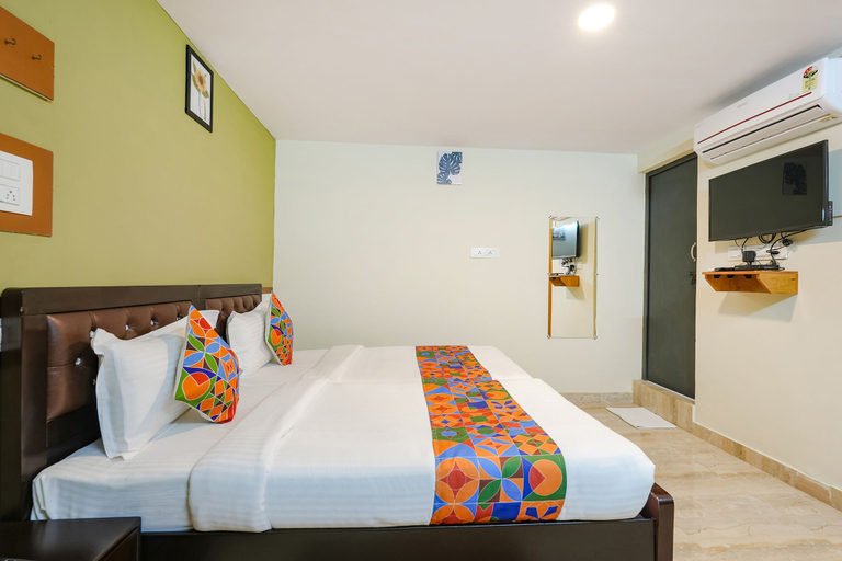Bedroom 2, Fabhotel La Palma Suites, Bangalore