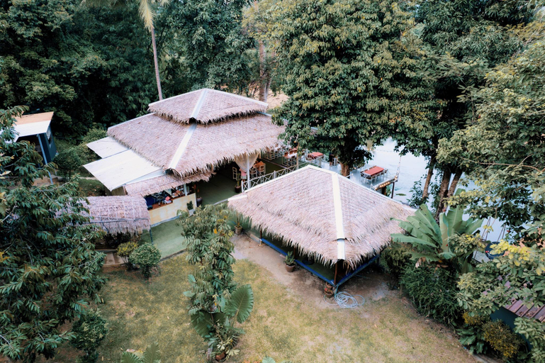 Food & Drinks 5, River View Resort At Chaewlan, Ban Ta Khun