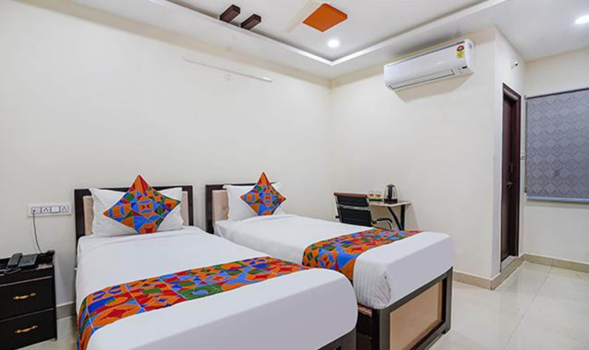 Bedroom 2, Fabhotel Sri Karthikeya Grand, Ranga Reddy