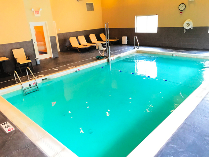 Sport & Beauty 2, Holiday Inn Express & Suites SMITHFIELD - PROVIDENCE, Providence