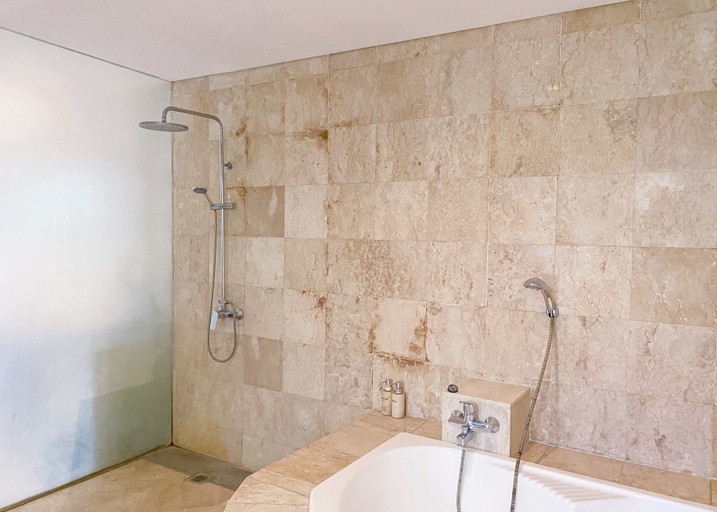 Bathroom 5, Villa Savannah, Badung