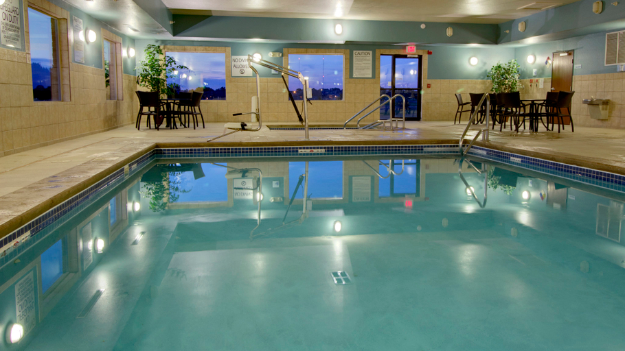 Sport & Beauty 2, Holiday Inn Express & Suites SIOUX CENTER, Sioux