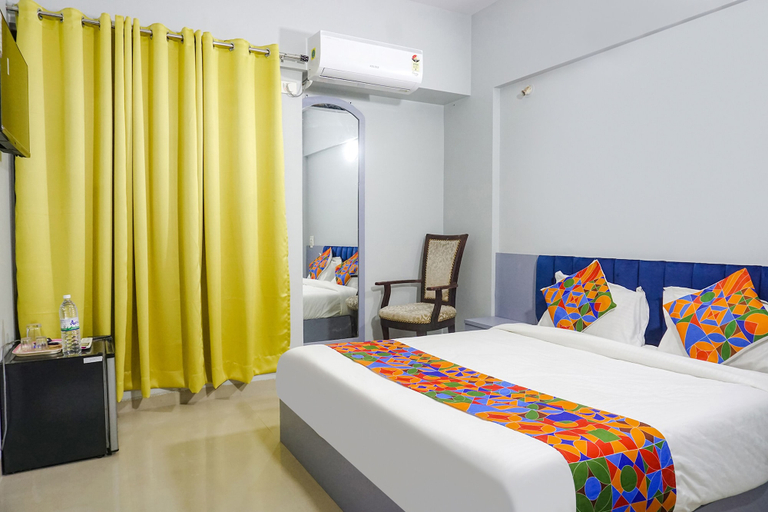 Bedroom 3, FabHotel Baner Executive - Balewadi high street, Pune