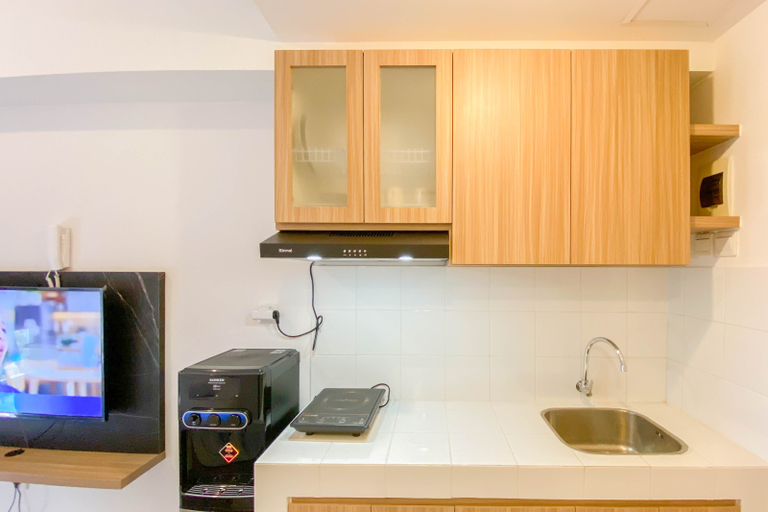 Others 4, Relaxing and Cozy Studio Tokyo Riverside PIK 2 Apartment By Travelio, Tangerang