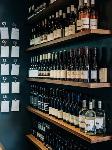 Food & Drinks 4, Pumphouse Point, Central Highlands