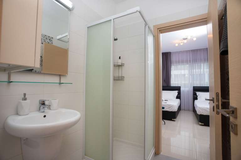 Bathroom 4, Bay View Gardens Apts with Pool by TrulyCyprus