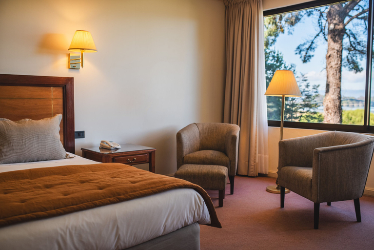 Bedroom 3, Hotel Puerta del Sur, Valdivia