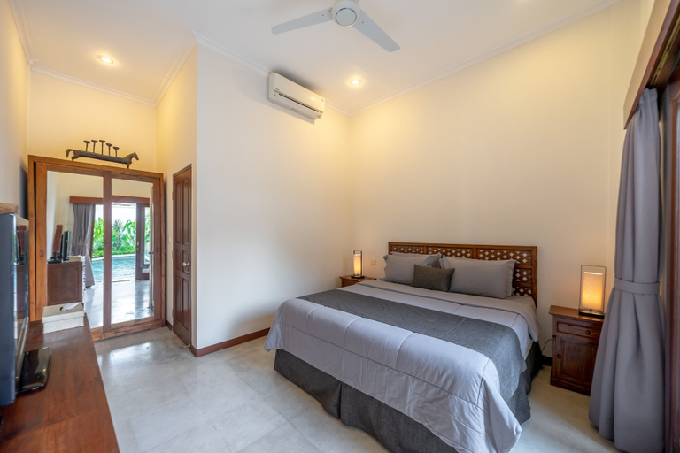 Others 4, Villa Amandaru, Badung