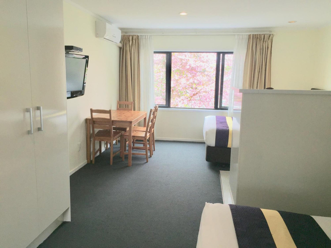 Bedroom 2, Royal Park Lodge, Waitakere