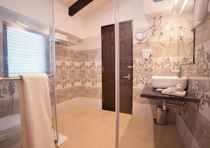 Bathroom 5, Voyage Glenz Resort, East Sikkim