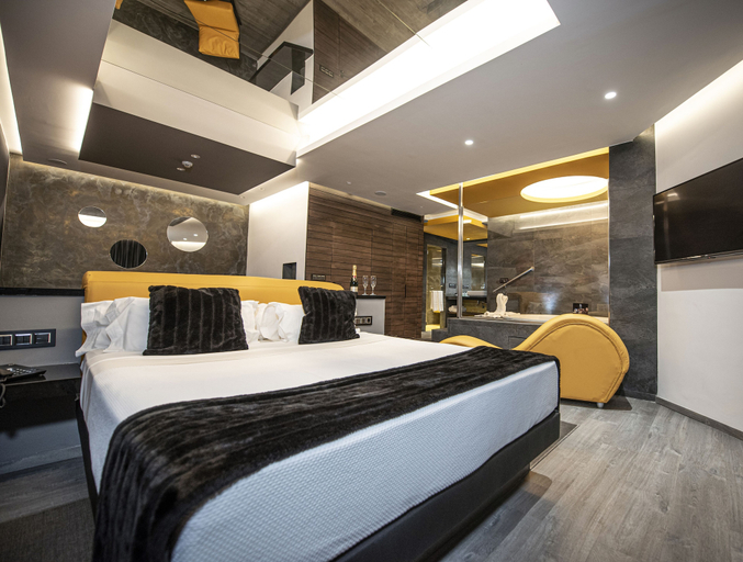 Bedroom 2, Hotel Luve, Valencia