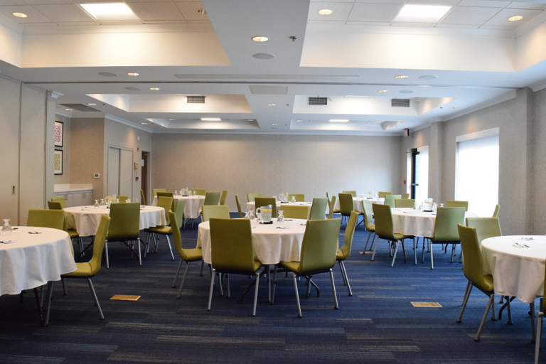 Business Facilities 4, Holiday Inn Express & Suites ROCHESTER WEBSTER, Monroe