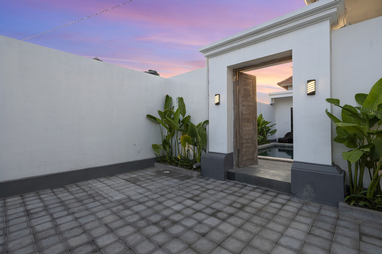 Parking 2, Serenity Villa by Betterplace, Badung