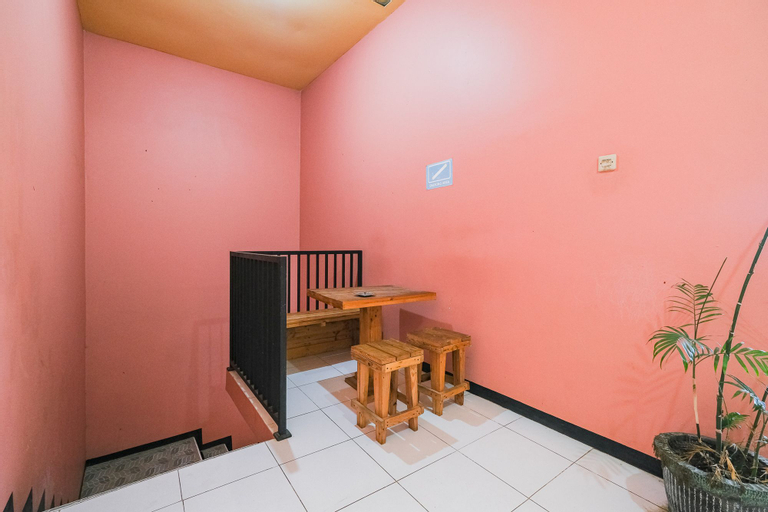 Others 4, RedDoorz Syariah near RSUD Tuban, Tuban