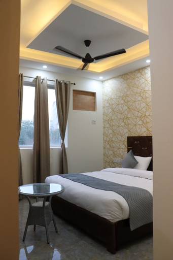 Bedroom 3, Tulip Inn, Gautam Buddha Nagar