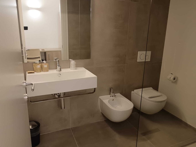 Bathroom 3, Bertiera Rooms, Bologna
