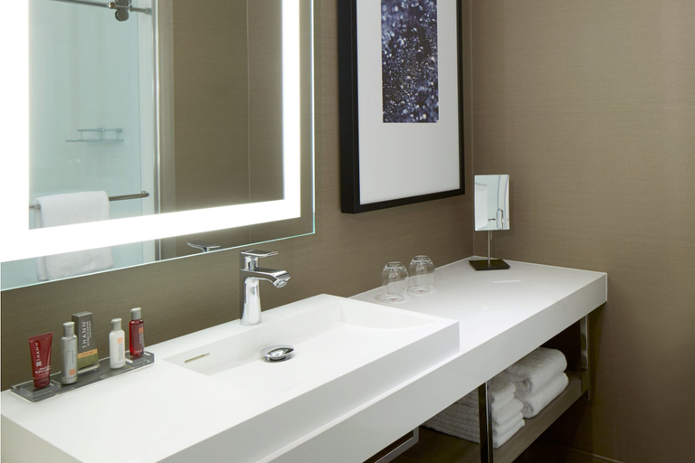 Bathroom 4, Seattle Marriott Bellevue, King