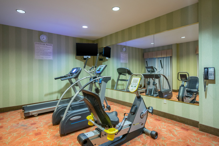 Others 3, Holiday Inn Express & Suites QUAKERTOWN, Bucks