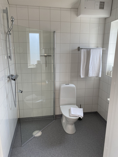 Bathroom 3, Bedinge Golfklubb hotell, Trelleborg