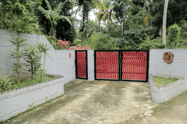 Property entrance, Villa Kengalle, Kundasale
