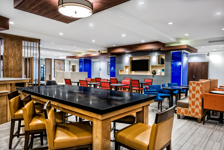 Food & Drinks 4, Holiday Inn Express & Suites ROUND ROCK - AUSTIN N, Travis