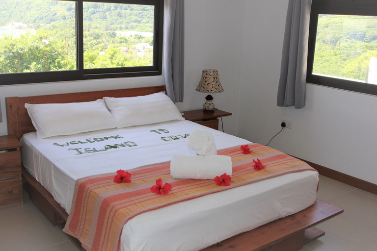 Bedroom 2, Island Cove