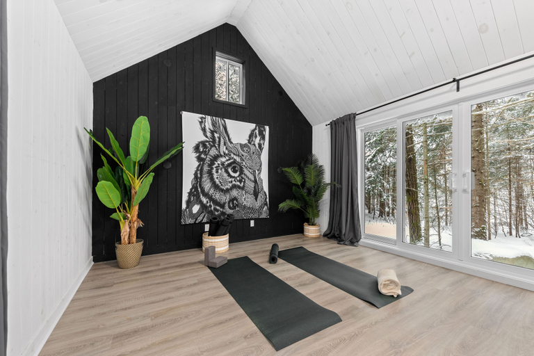 Bedroom 3, Les Petits Chalets, Les Laurentides